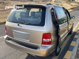  16 كيا كرنفال 2003للبيع