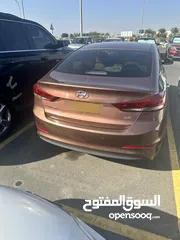  4 Hyndui Elantra 2L Petrol 2018 Top Model OKR 3600