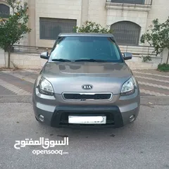  2 جيب كيا سول 2011 بنزين أوتوماتيك بصمة دهان شركة