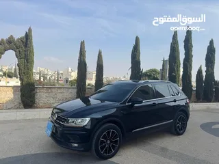  10 VW - TIGUAN