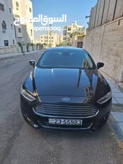  2 Ford Fusion Titanium