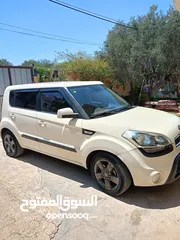  4 كيا سول 2011