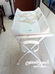  6 ستناد بانيو حمام وغيار بيبي ماركة ايطالية استعمل بسيط