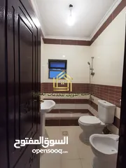  21 شقة مميزة - ضاحية الرشيد - 4نوم 2ماستر - 250م - قرب الخدمات العامة