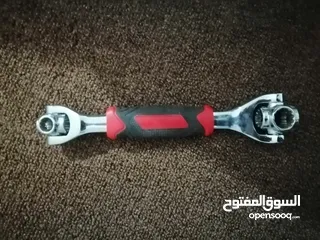  1 عدة للبيع او البدل المعروض ويوجد غير معروضة..