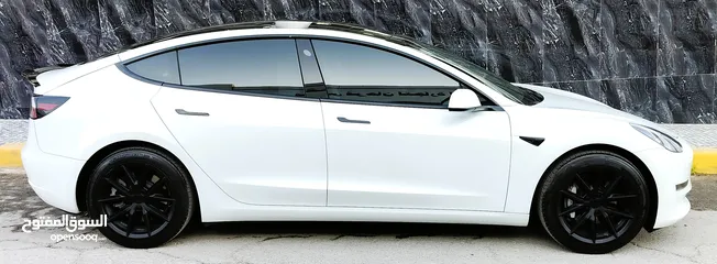  6 تيسلا 2022 فحص كامل +B اوتوسكور بدون ملاحظات بودي -كرت ابيض-بحالة الوكالة لون مميز بسعر لقطة ومحرووق