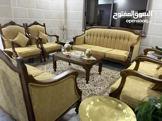  10 طقم كنب مع سفرة للبيع