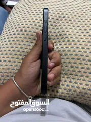  5 iPhone 15 جهاز