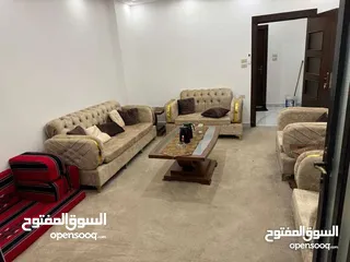  3 شقة مفروشة سوبر ديلوكس ارضي مع ترس اعلان رقم (R167)