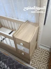  2 سرير اطفال هزاز غير مستعمل