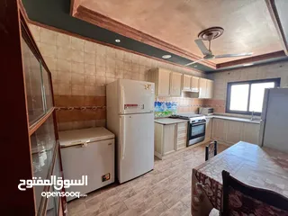  2 للبيع شقه مفروشه في ام الحصم اطلاله بحريه