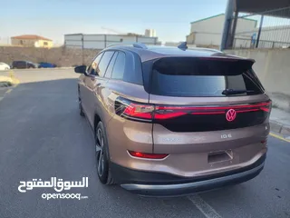  13 VOLKSWAGEN ID.6 X PRO 2022