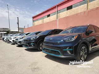  23 كيا نيرو كهربائيه بالكامل ممشى قليل اصلي