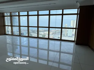  1 للايجار مكتب فخم إطلالة بحرية وديكورات رائعة For rent amazing Office in Kuwait city Al Sharq sea v