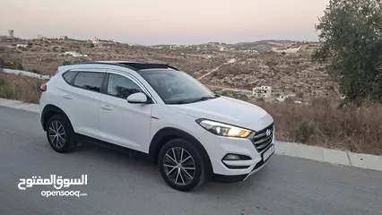  14 جيب توسان موديل 2017-ديزل ماتور 2000تربوا غيار اتومتيك فل اضافات فتحة سقف بنوراما حرق كاش