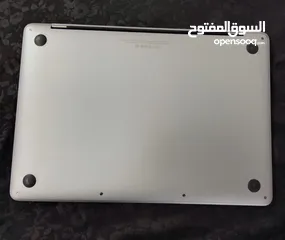  4 ماك بوك برو  MacBook Pro