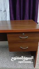  3 مكتب جديد لم يستعمل بعد بني بحالة الوكالة