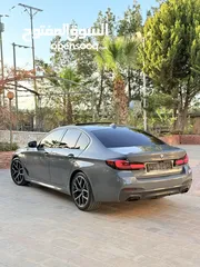  4 BMW 2023 530i وارد الشركه