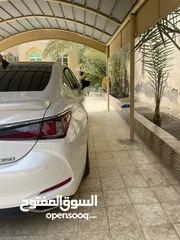  4 لكزس ES 350 2022 للبيع  قمة في النظافة