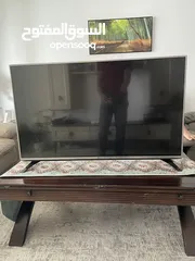  1 LG TV FOR SALE