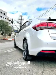  2 كيا سيراتو k3 محرك 1600 بنزين فل الفل مع فتحة سقف، سحب شركة، انتاج 2017 تسيير 2018