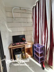  3 استديو مفروش صغير للإيجار – الطيرة  قرب حديقة الزيتونة