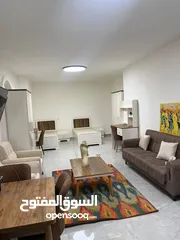  6 استوديوهات فاخرة مفروش للايجار في الارسال قرب عماره السفينه ومفروشات الرونق ومستشفى اتش كلينك
