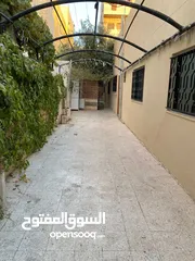  10 بيت للبيع في منطقة الزهور مقابل جامع الرواس