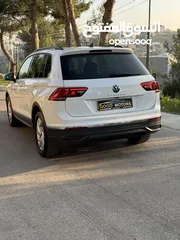  3 Volkswagen Tiguan 2020