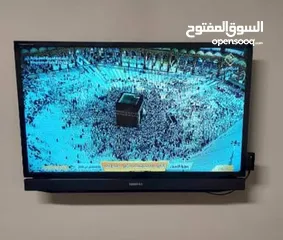  1 شاسة توشيبا 32 بوصة led فخمة