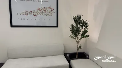  10 اثاث استراحة ( كورنر انيق جدا مع كاونتر و كرسي)لعيادة او مركز صحي مودرن فاخر جدا و جودة عالية