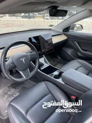  4 Tesla Model 3 Standard plus 2019