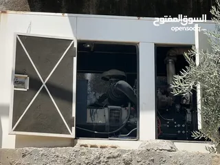  2 مولد كهرباء بيركنز موديل 2014 قدرة 80 كيلو واط