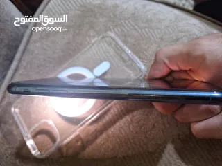  4 ايفون 11 برو ماكس