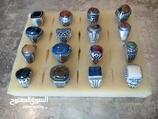  4 خواتم فضه شغل جميل جدا مطعم  بأحجار كريمة عقيق عظم لازوردي