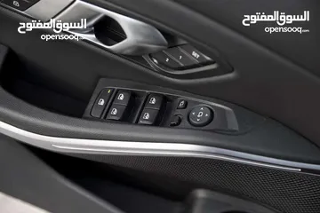  18 BMW 330e XDrive 2022 M kit للبيع كاش او اقساط