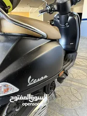  1 Vespa vxl black