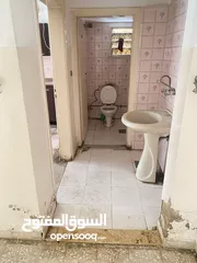  13 شقتين للبيع (أرضي + تسوية)  الزرقاء حي رمزي في منطقة حيوية جداً