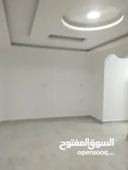  1 شقة فاخره باطلالة مميزه بالزرقاء الجديدة ( البتراوي الجنوبي )