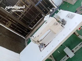  2 ماكينة خياطة نوع ياباني بحاله جيده جدا شغاله ميه