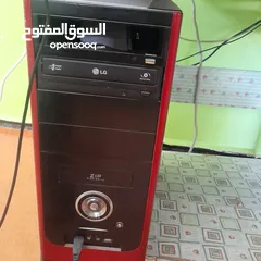  2 جهاز كمبيوتر شاشة LG مع سماعات مع طاولة كمبيوتر  رام 2G هارد دسك 232G windows 7