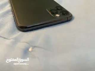  1 iPhone 11 Pro Max بسعر حرق