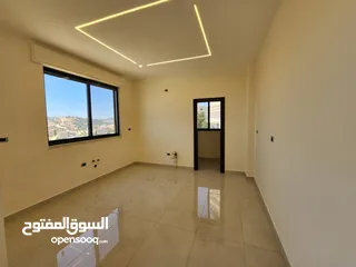  10 شقة فارغة للبيع في دابوق - REF:14658