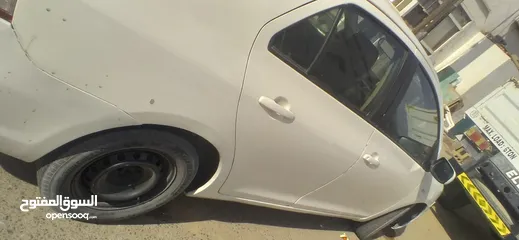  2 toyota yaris 2008