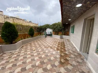  5 استوديو   ارضي   مع   حديقة   مميز   جداً   جداً   للبيع   في   الجاردنز   من   المالك   مباشرة