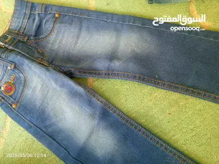  19 متوفر 55قطعه ولادي من سنه لسنتين ومن 6ل7سنين شبه جديد