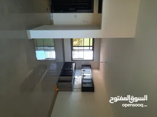  7 روف للايجار