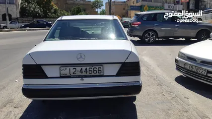  4 مرسيدس بطه W124 E200 1993 للبيع