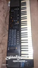  3 جهاز اورج ROLAND E40 للبيع