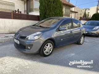  2 سيارة رينو كليو هاتشباغ بحاله جيده للبيع بسعر ممتاز موديل 2008 استخدام سيده في منطقة تلاع العلي